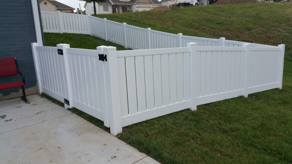 Semi Private Fence – Acreage Fences